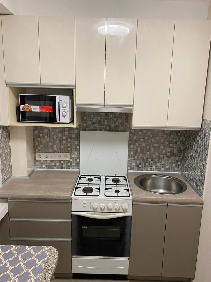 Квартира По Адресу Дружбы Народов 8А Kiev Buitenkant foto