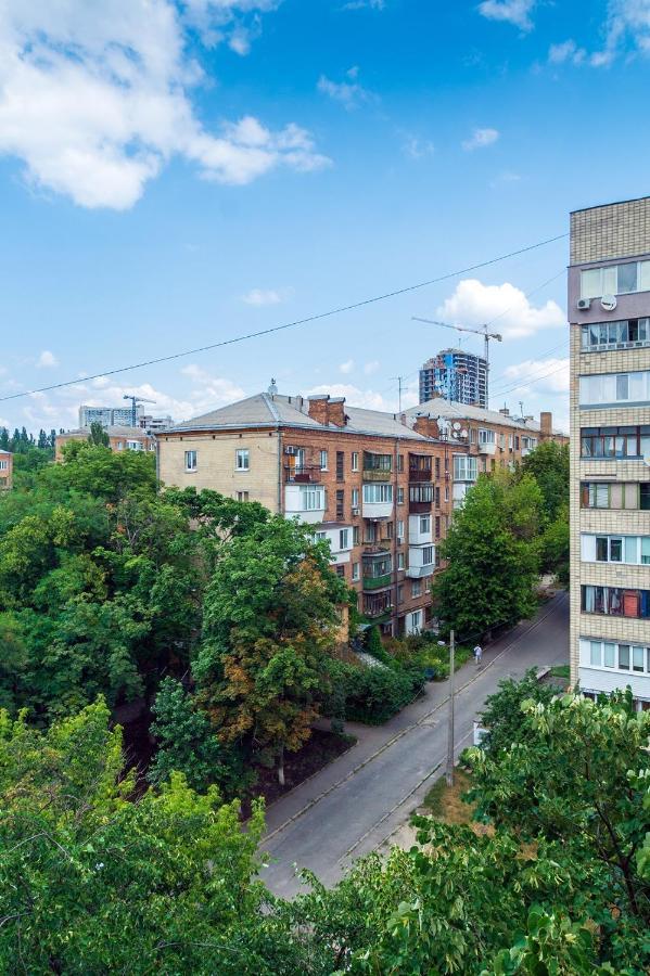 Квартира По Адресу Дружбы Народов 8А Kiev Buitenkant foto