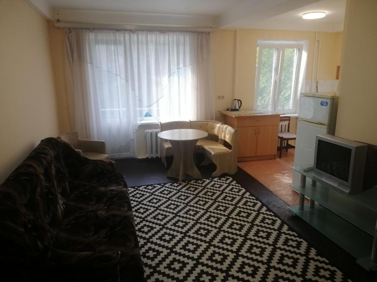 Квартира По Адресу Дружбы Народов 8А Kiev Buitenkant foto